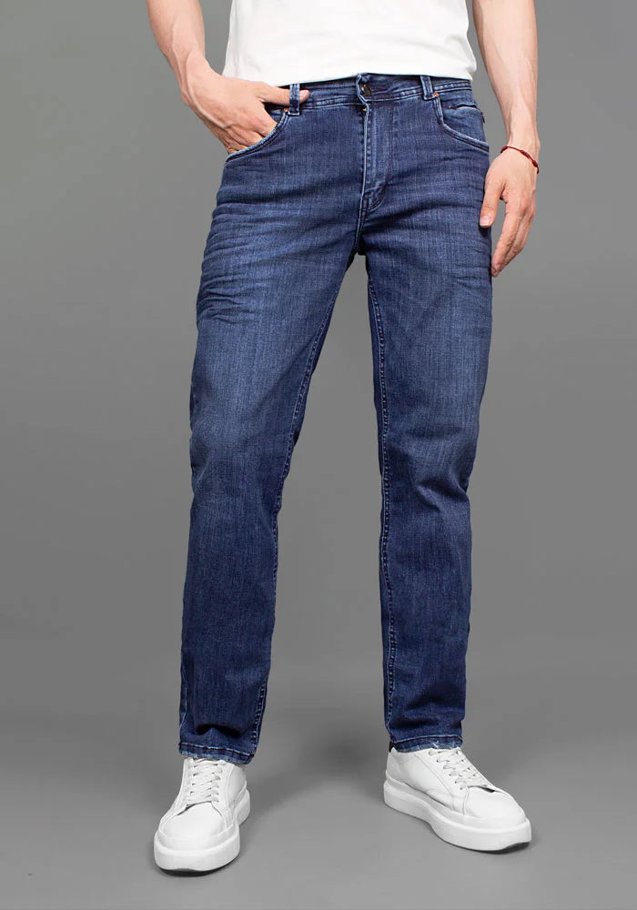 Jeans hombre azul shops oscuro