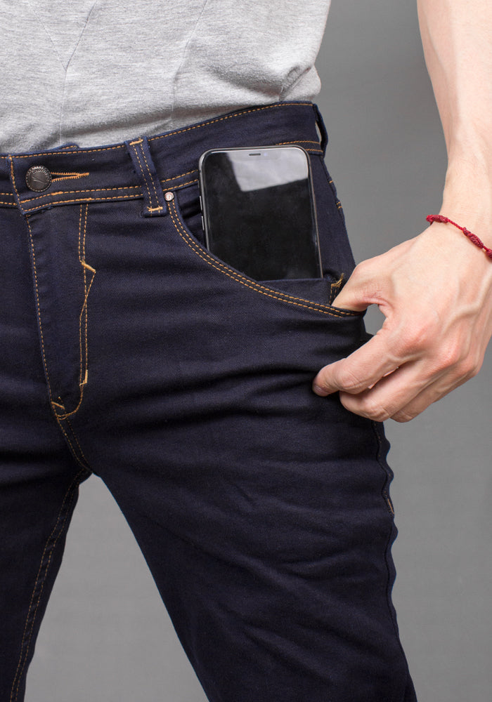 Jean para Hombre en Tono Azul Oscuro Noche Marca Thunder
