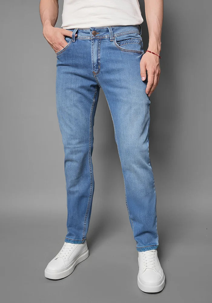 Jean para Hombre en Tono Azul Medio