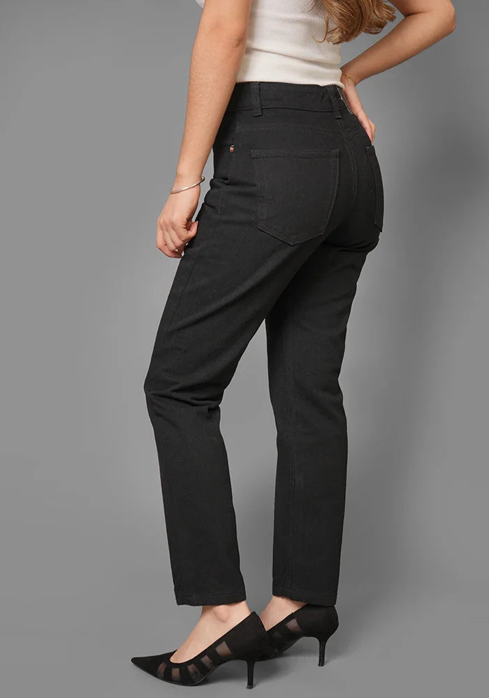 Jean Rigido Mom Fit Para Mujer Color Negro Mate