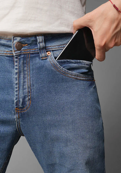 Jean Slim Relax para Hombre  Color Azul Medio marca Thunder