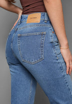 Jeans Straight Leg  Azul Medio