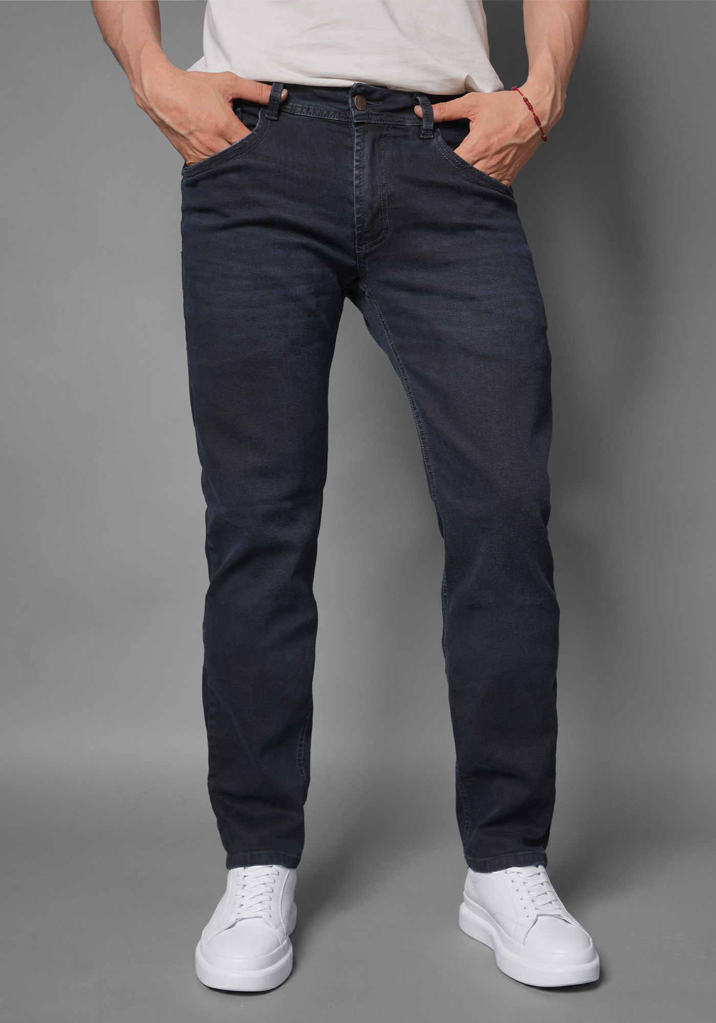 Jean para Hombre en Tono Azul Oscuro marca Thunder