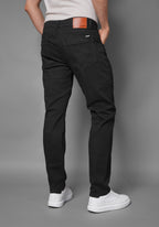 Jean para Hombre en Color Negro Mate Thunder