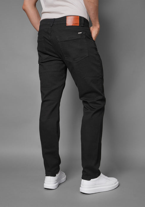 Jean para Hombre en Color Negro Mate Thunder