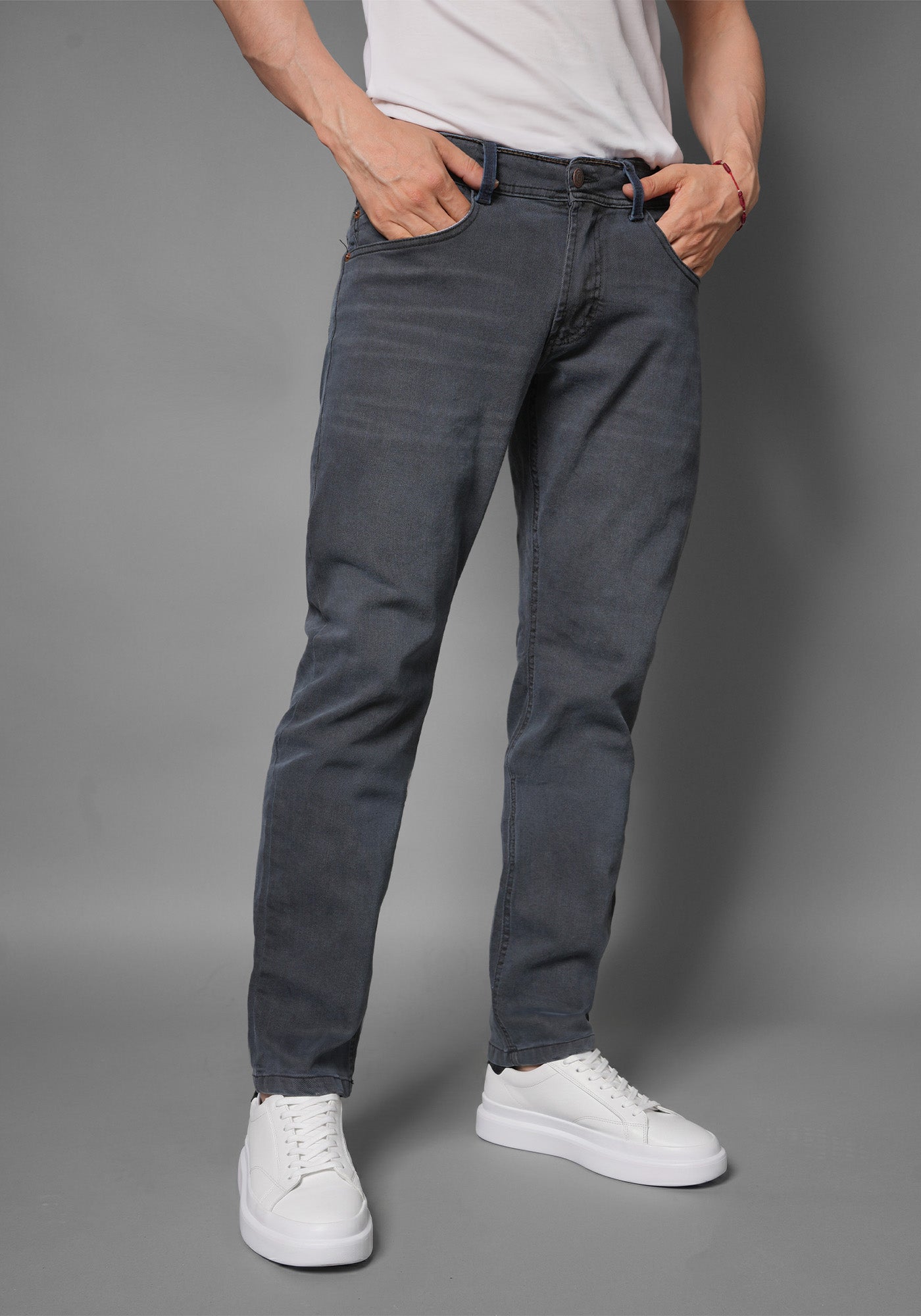 Jean para Hombre en Color Gris Menta Thunder