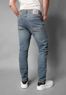 Jean para Hombre Skinny en Tono Azul con Dirty Thunder