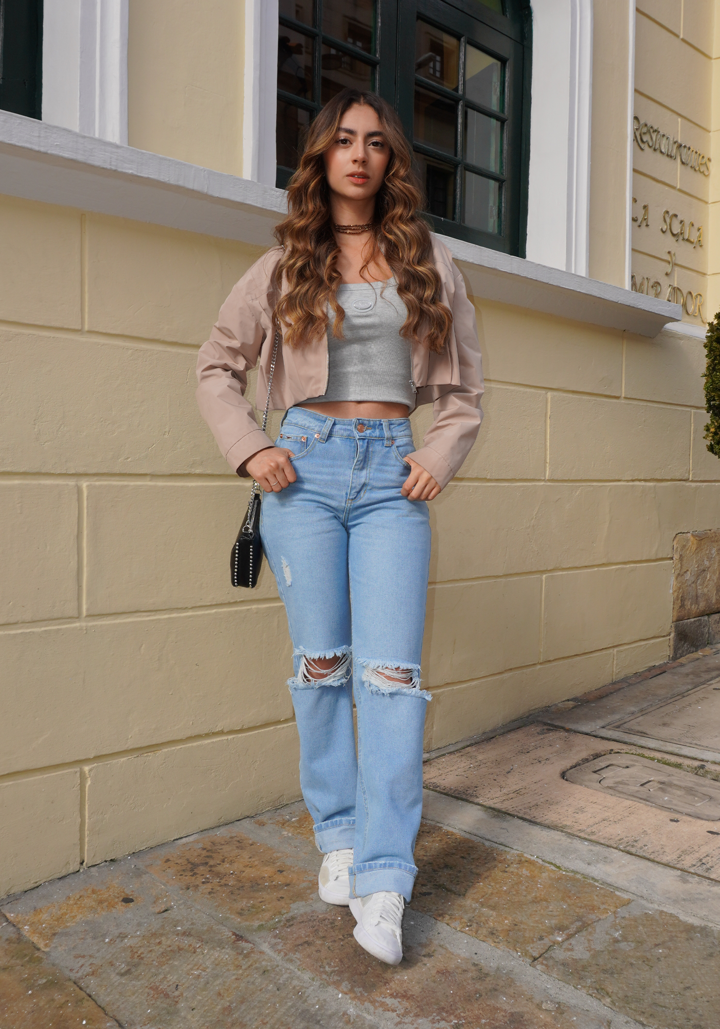 Jeans Straight Leg Azul Claro Con Rotos