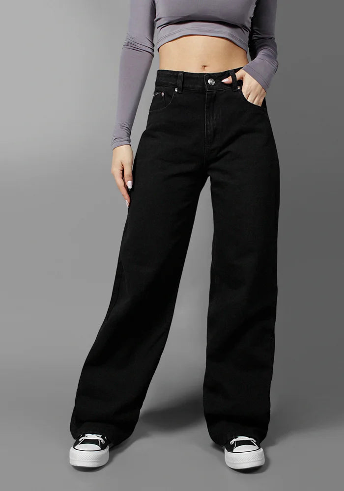 Jean Rigido Wide Leg Para Mujer Negro Mate Ref. 201008